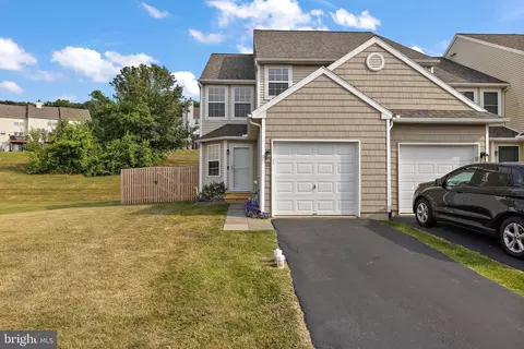 101 Danielle Ln, Coatesville, PA 19320