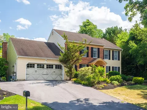 1727 Bow Tree Dr, West Chester, PA 19380