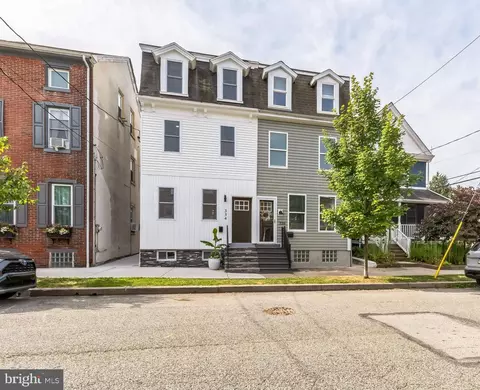 334 Washington Ave, Phoenixville, PA 19460