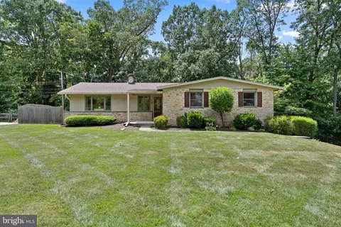 342 Friendship Dr, Paoli, PA 19301