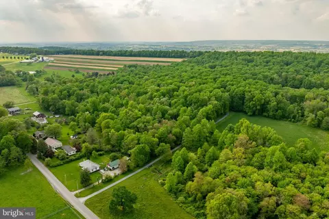 6109 Limeville Rd, Parkesburg, PA 19365