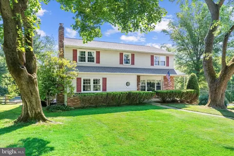 28 Constitution Dr, Chadds Ford, PA 19317