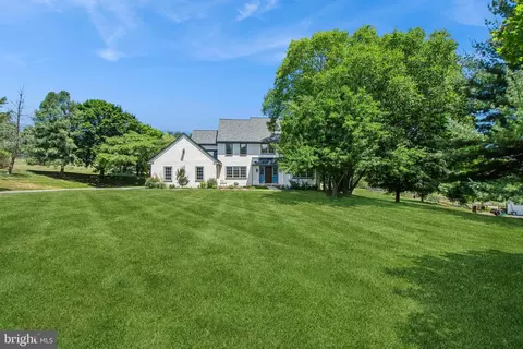 3 Beechwood Dr, Landenberg, PA 19350