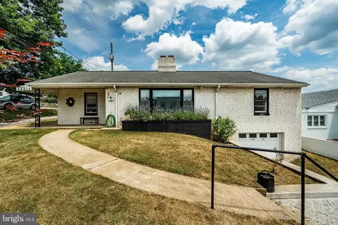 65 W 5th Ave, Coatesville, PA 19320