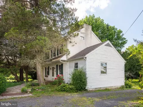 857 Mount Pleasant Rd, Pottstown, PA 19465