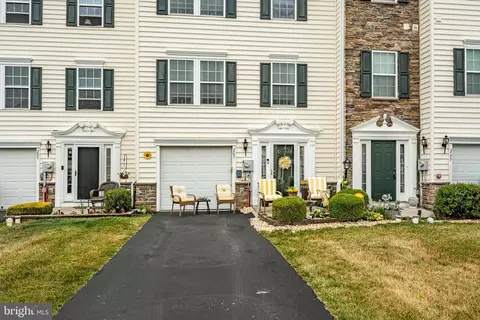 207 Bardel Dr, Coatesville, PA 19320