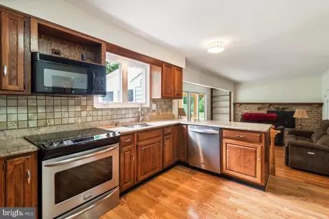 206 Devon Dr, Exton, PA 19341 photo 13