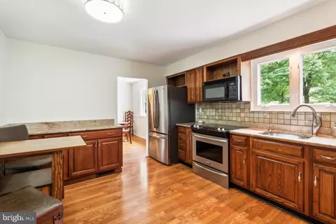206 Devon Dr, Exton, PA 19341 photo 10