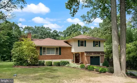 1363 Piedmont Dr, Downingtown, PA 19335
