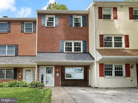 571 W Marshall St, West Chester, PA 19380