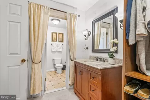9 Paine Cir, Chesterbrook, PA 19087 photo 21