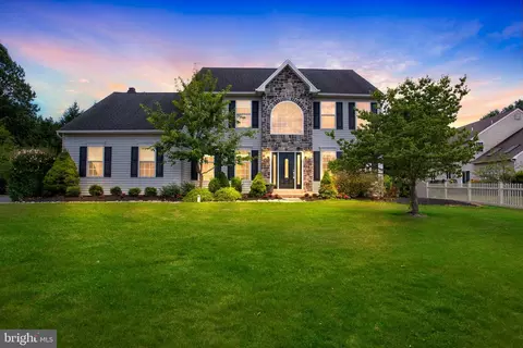 204 Alyssa Cir, West Chester, PA 19380