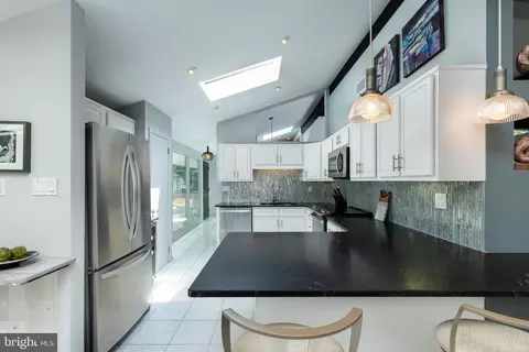 705 Twin Bridge Dr, Wayne, PA 19087 photo 14