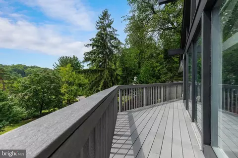 705 Twin Bridge Dr, Wayne, PA 19087 photo 12