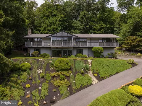 705 Twin Bridge Dr, Wayne, PA 19087 photo 47