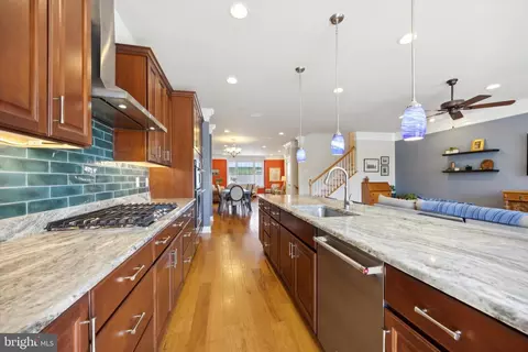 40 Parkview Cir, Wayne, PA 19087 photo 3