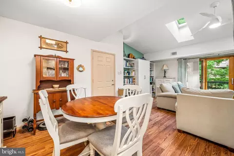 Dining - 86 Le Forge Ct, Chesterbrook, PA 19087 photo 3 of 3
