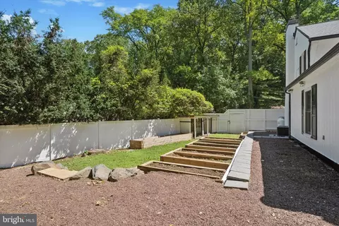 Exterior - 418 Devon State Rd, Devon, PA 19333 photo 5 of 7