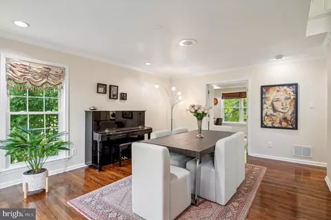 Dining - 450 Deep Willow Dr, Exton, PA 19341 photo 1 of 3