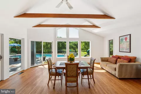21 Windsor Run, Malvern, PA 19355