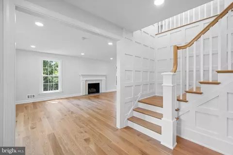 Entry Way - 771 Worthington Rd, Wayne, PA 19087 photo 3 of 6