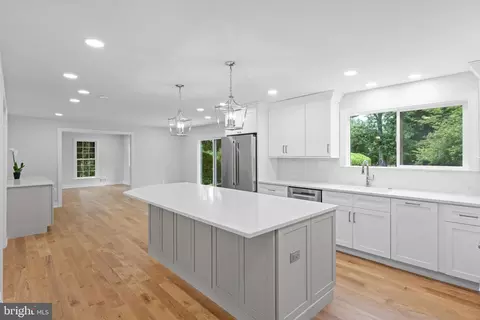 Kitchen - 771 Worthington Rd, Wayne, PA 19087 photo 3 of 3