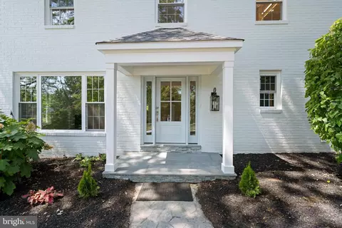 Exterior - 771 Worthington Rd, Wayne, PA 19087 photo 4 of 8