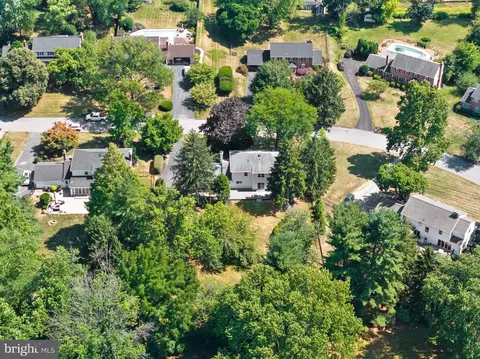 View/Area - 771 Worthington Rd, Wayne, PA 19087 photo 1 of 6