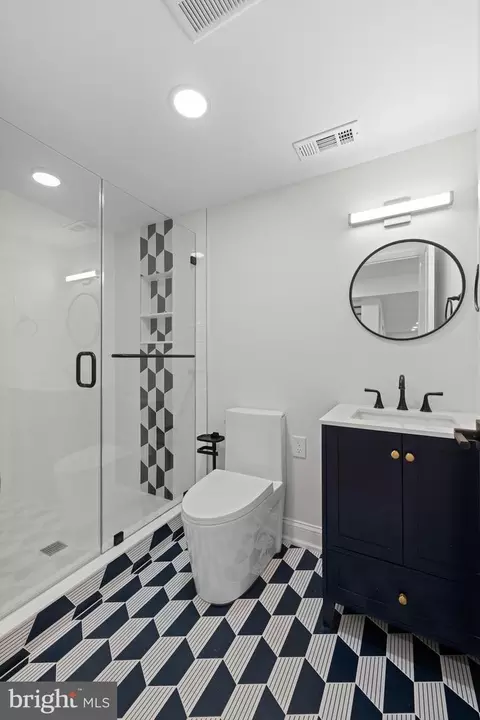 Bath - 771 Worthington Rd, Wayne, PA 19087 photo 6 of 6