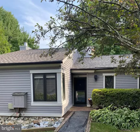 198 Chandler Dr, West Chester, PA 19380