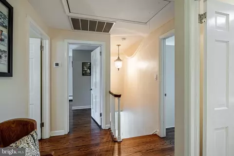 Entry Way - 479 Walker Rd, Wayne, PA 19087 photo 7 of 7