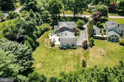 View/Area - 479 Walker Rd, Wayne, PA 19087 photo 7 of 10