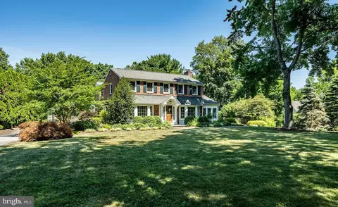 Exterior - 479 Walker Rd, Wayne, PA 19087 photo 4 of 12