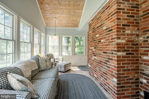 Entry Way - 479 Walker Rd, Wayne, PA 19087 photo 4 of 7