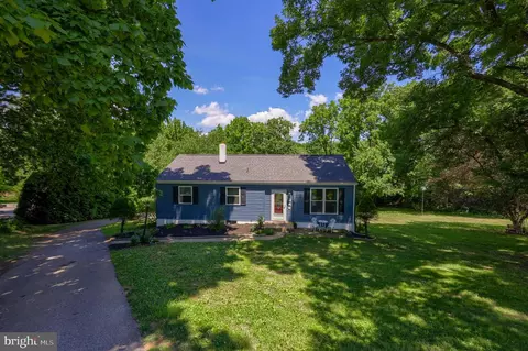 112 Valley Green Dr, Coatesville, PA 19320