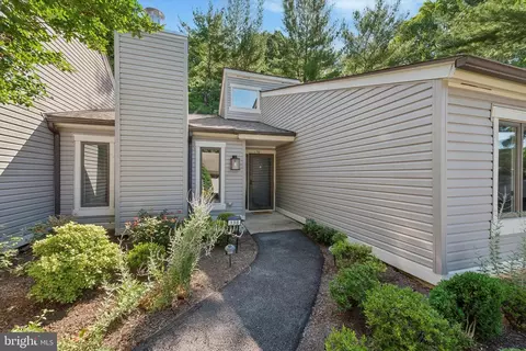 138 Chandler Dr, West Chester, PA 19380