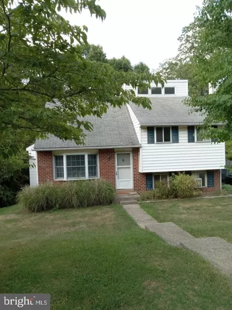 114 Spring Rd, Malvern, PA 19355 photo 2