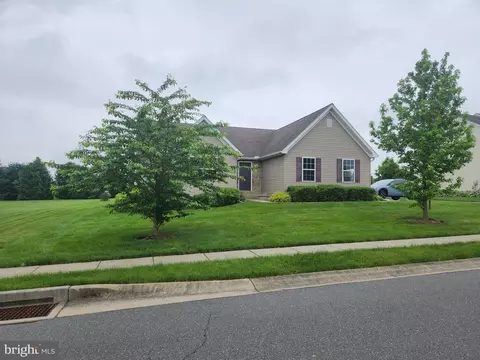111 Whitehorse Dr N, Honey Brook, PA 19344