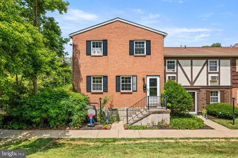 207 Walnut Hill Rd #A15, West Chester, PA 19382