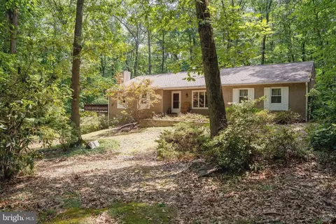 320 Wedgewood Dr, Pottstown, PA 19465