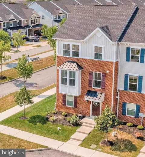 501 Holywell Dr, Malvern, PA 19355