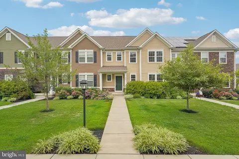 303 Stafford Ct, Chester Springs, PA 19425