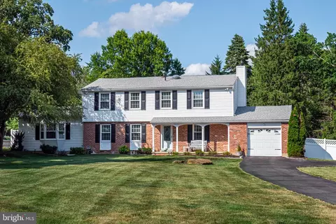 821 E Sage Rd, West Chester, PA 19382