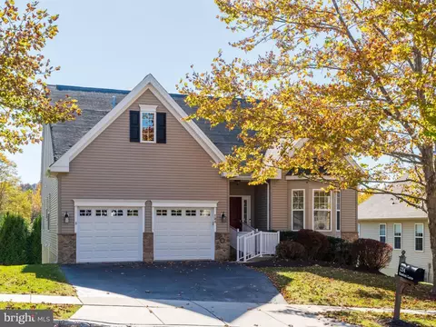 124 Gaston Ln, Coatesville, PA 19320