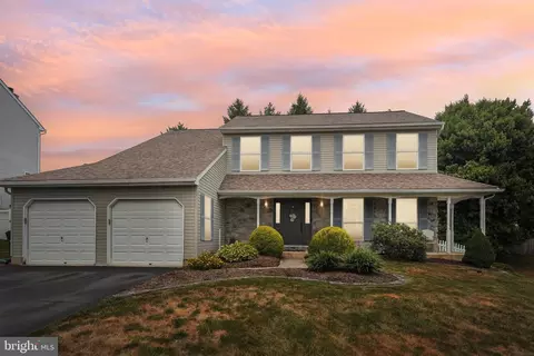5008 Swan Dr, Phoenixville, PA 19460