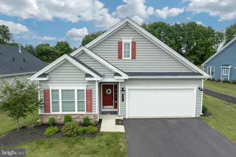 381 National Dr, Downingtown, PA 19335