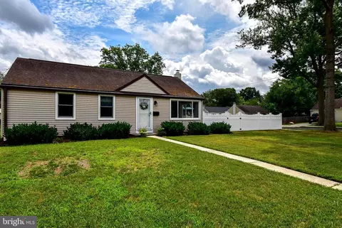1097 Lane Ave, Phoenixville, PA 19460