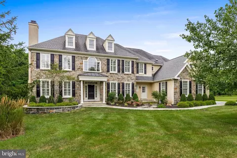 227 Sage Hill Ln, West Chester, PA 19382