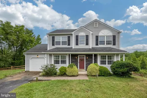 50 Kimberly Cir, Coatesville, PA 19320