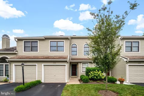 1502 Radcliffe Ct, Newtown Square, PA 19073